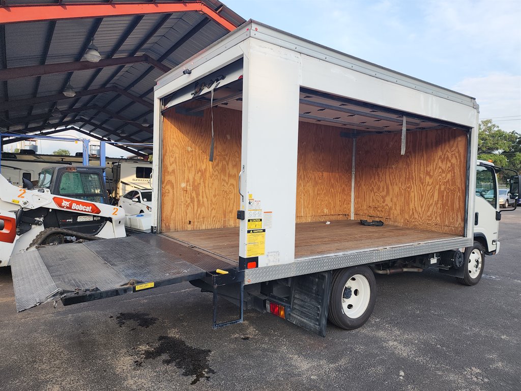 2019 Chevrolet 3500 / 4500 - $22,995