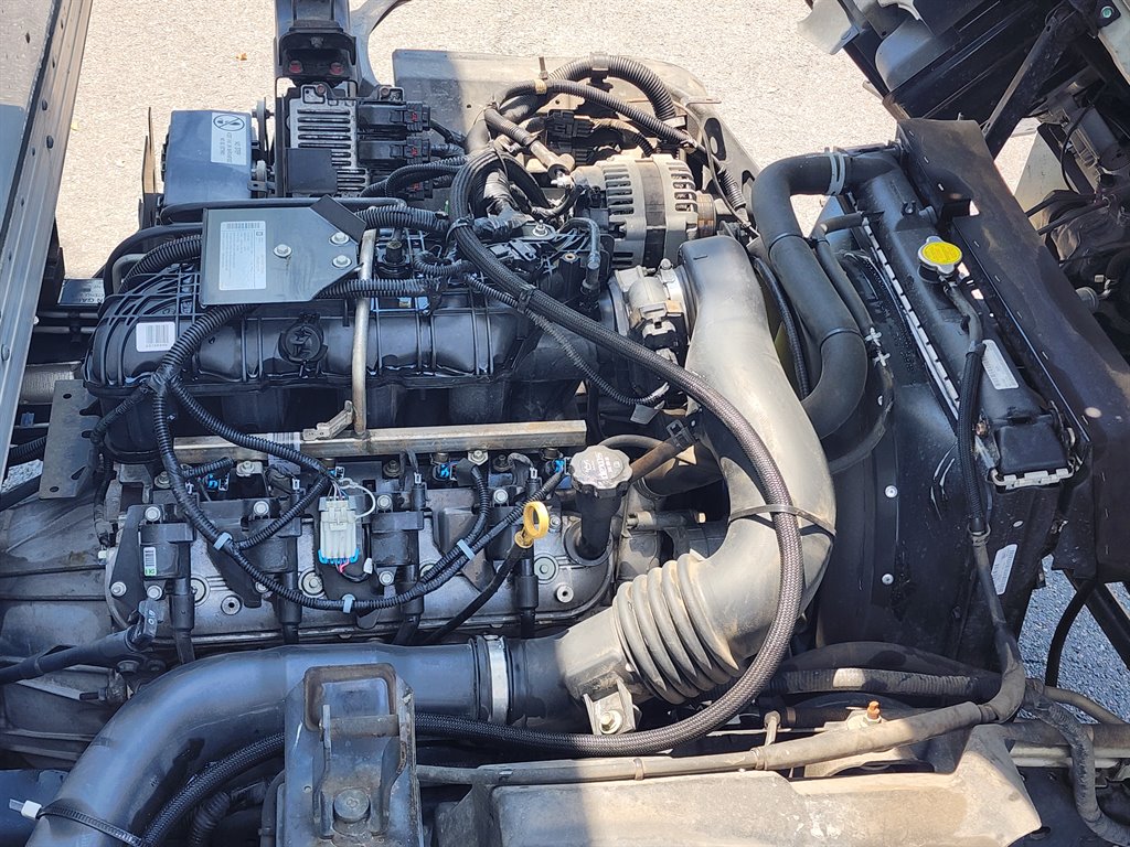 2019 Chevrolet 3500 / 4500 - $22,995