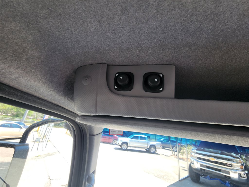 2019 Chevrolet 3500 / 4500 - $22,995