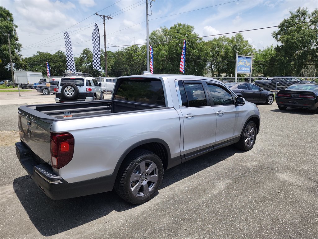 2018 Honda Ridgeline RTL photo