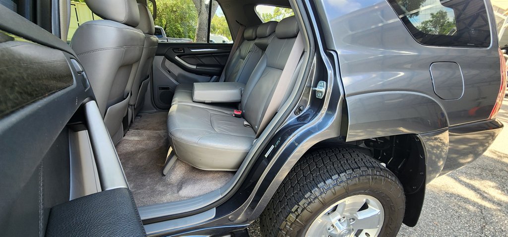 2005 Toyota 4Runner - $9,995