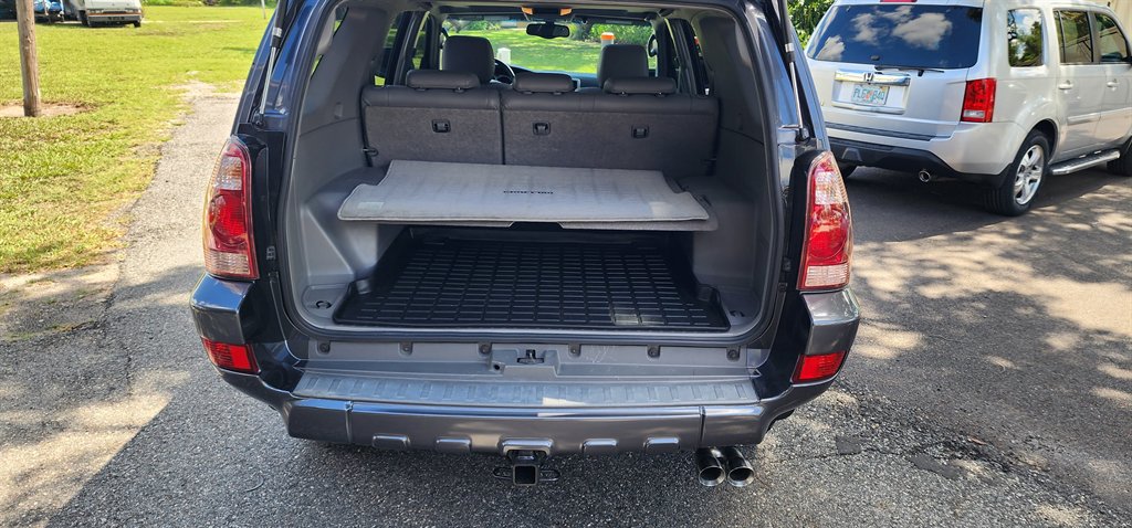 2005 Toyota 4Runner - $9,995