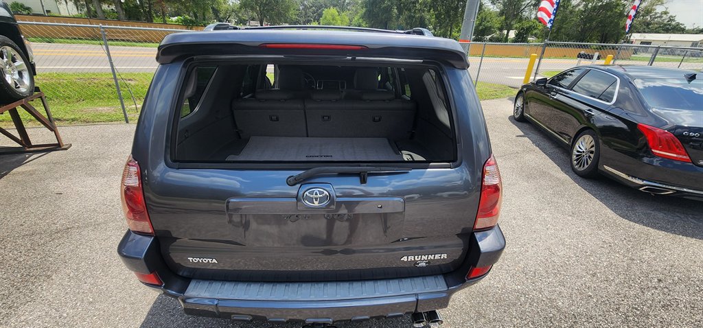 2005 Toyota 4Runner - $9,995
