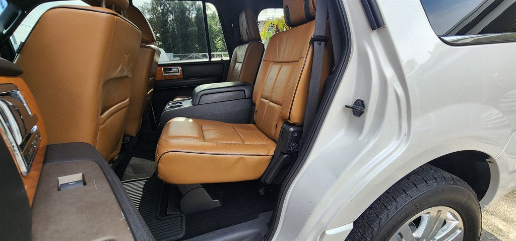 2012 Lincoln Navigator - $8,500
