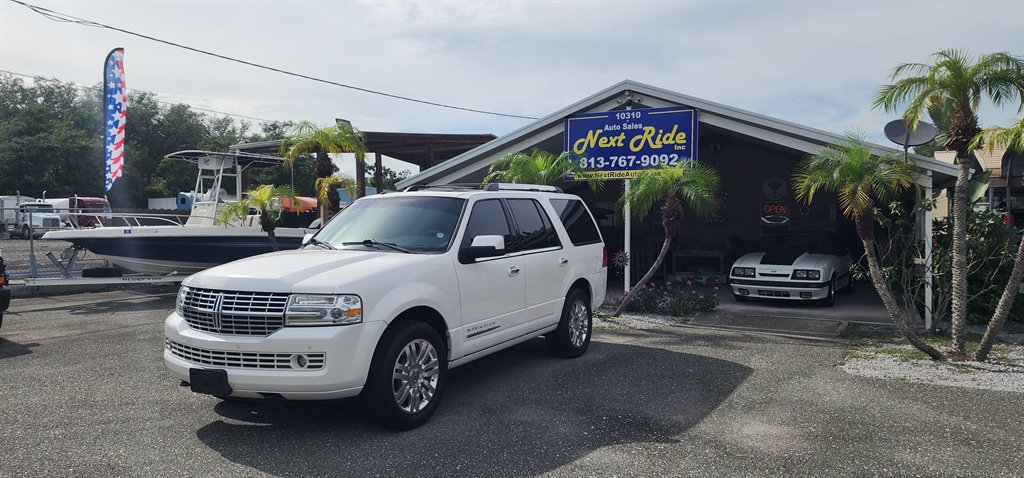 2012 Lincoln Navigator - $8,500
