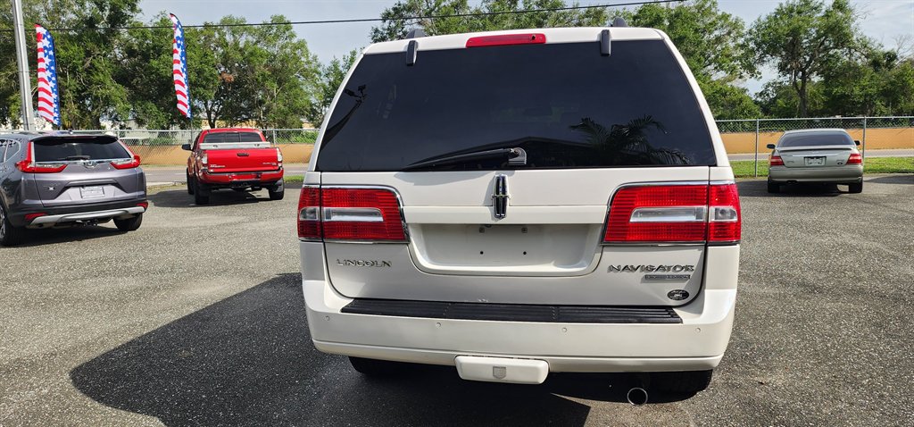 2012 Lincoln Navigator - $8,500