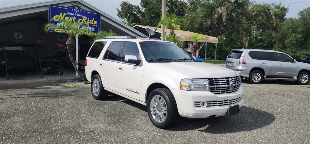 2012 Lincoln Navigator - $8,500