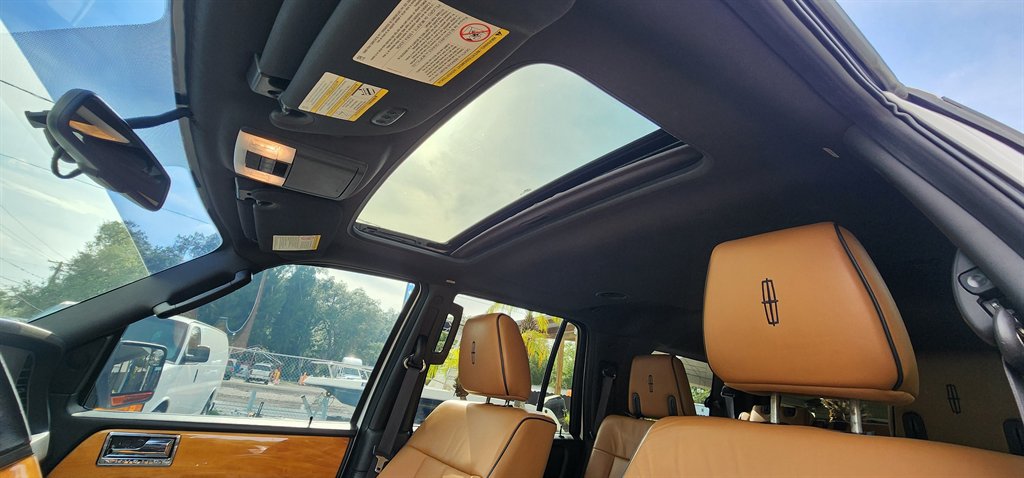 2012 Lincoln Navigator - $8,500