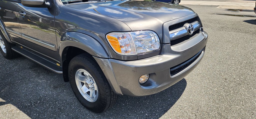 2006 Toyota Sequoia - $5,995