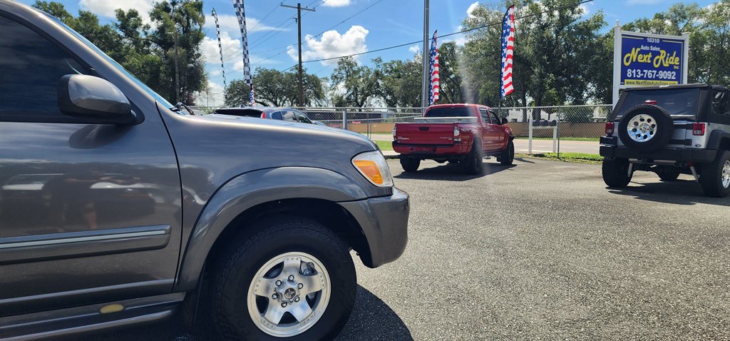 2006 Toyota Sequoia - $5,995