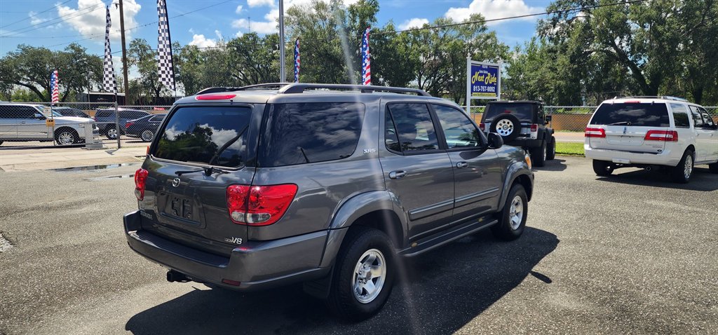 2006 Toyota Sequoia - $5,995