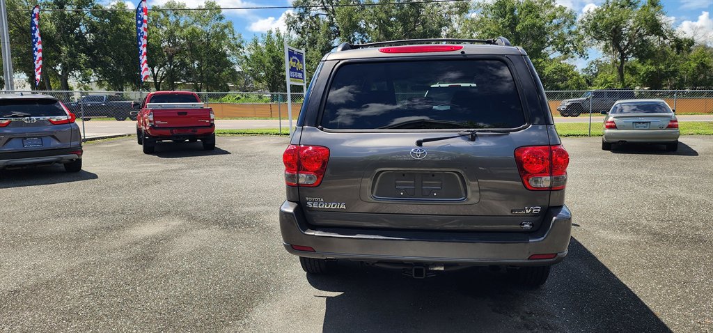 2006 Toyota Sequoia - $5,995
