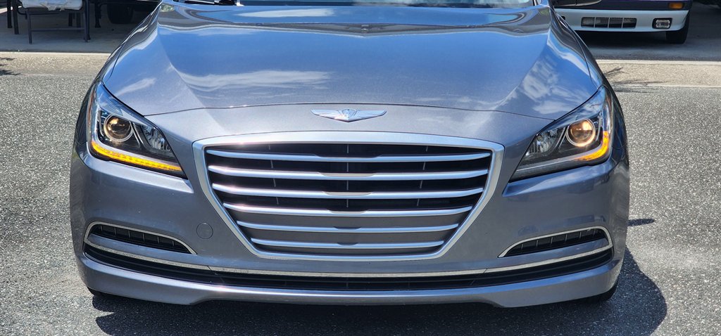 2015 Hyundai Genesis - $9,995