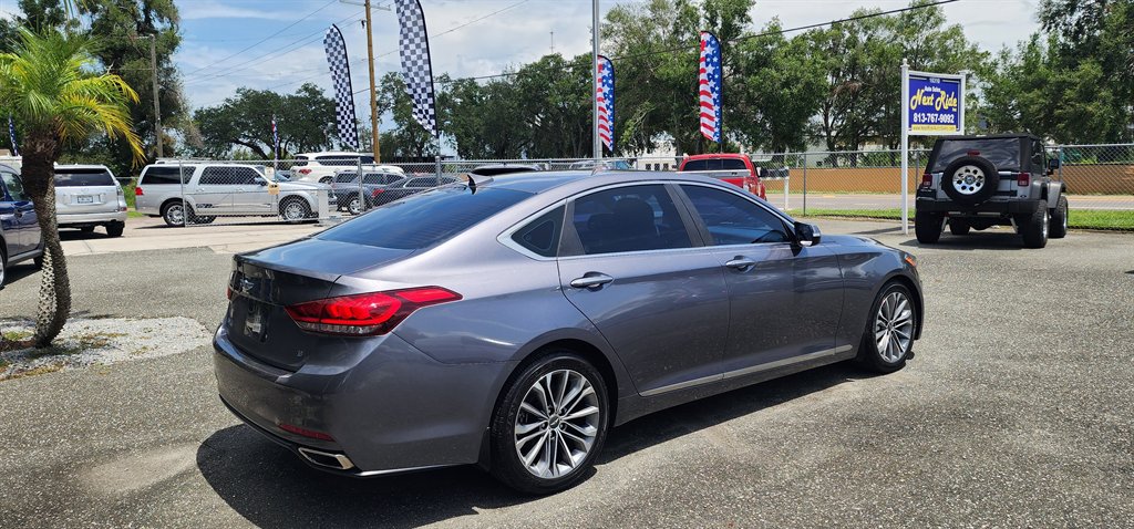 2015 Hyundai Genesis - $9,995