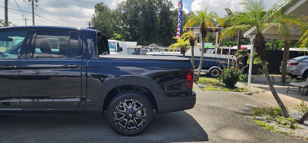 2020 Honda Ridgeline - $21,500