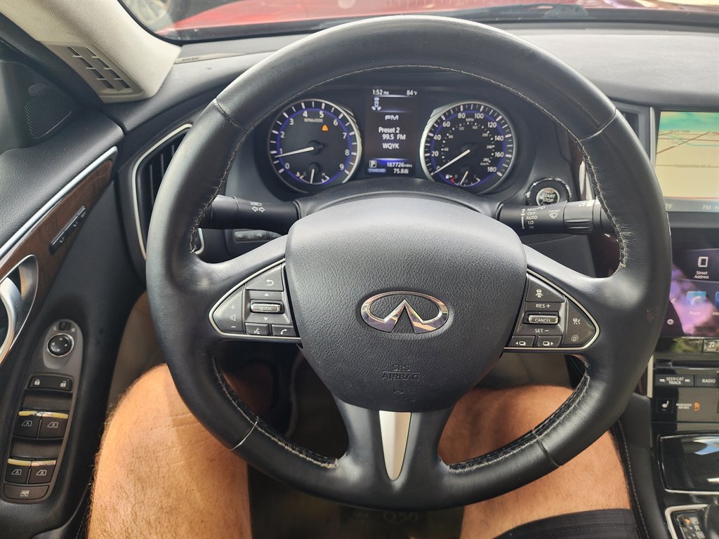 2014 Infiniti Q50 photo