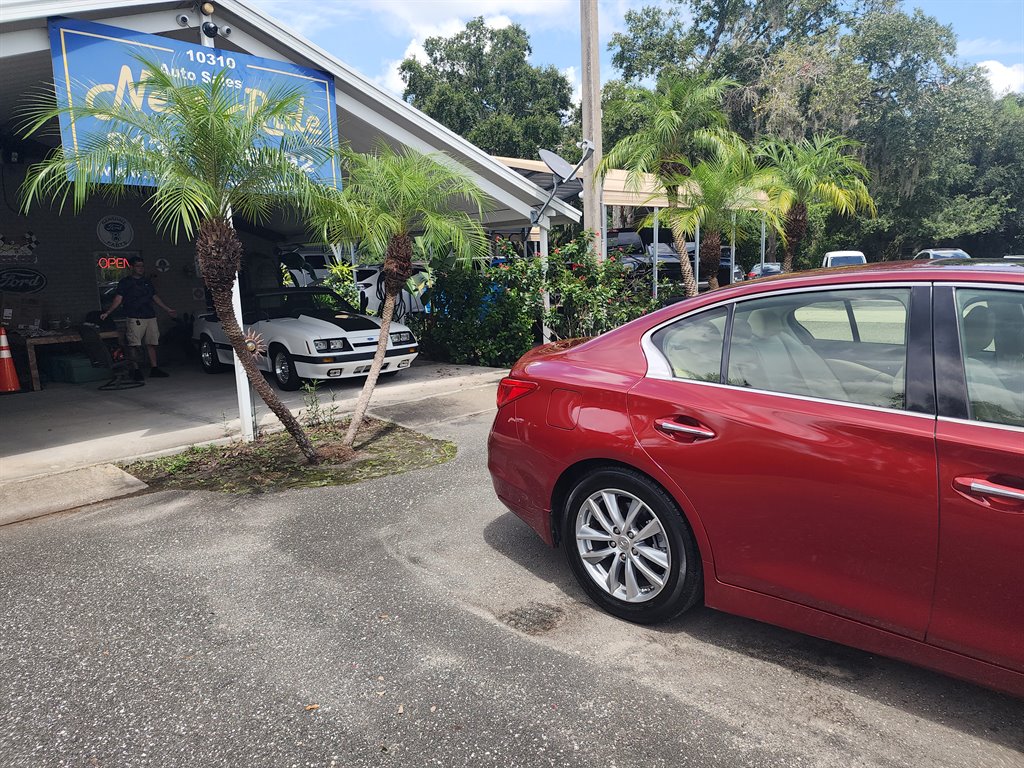 2014 Infiniti Q50 photo