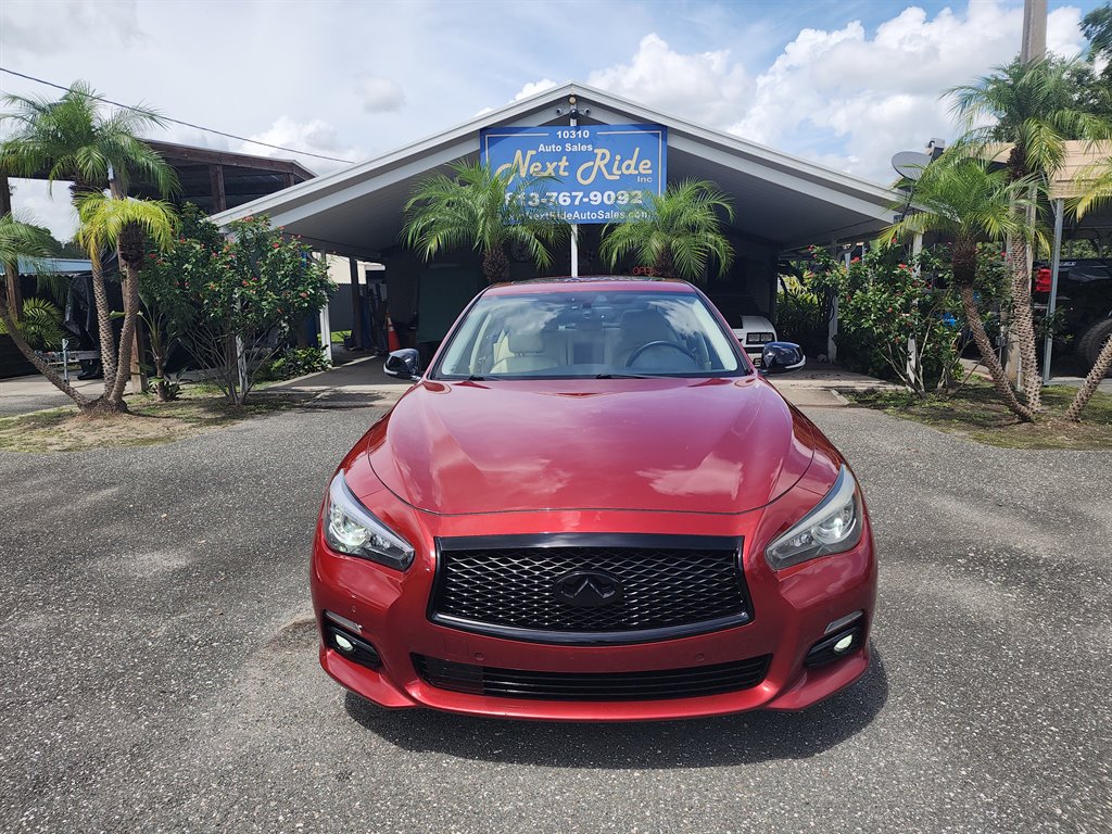 2014 Infiniti Q50 photo