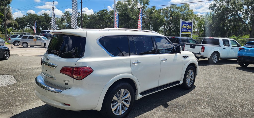 2017 INFINITI QX80 - $15,500