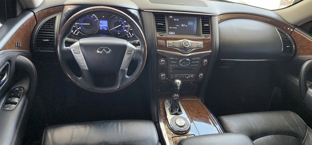 2017 INFINITI QX80 - $15,500