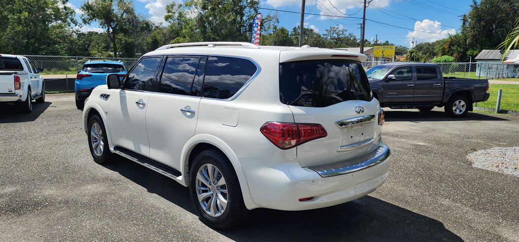 2017 INFINITI QX80 - $15,500