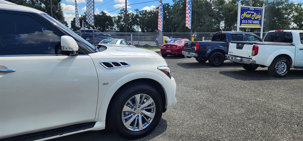 2017 INFINITI QX80 - $15,500