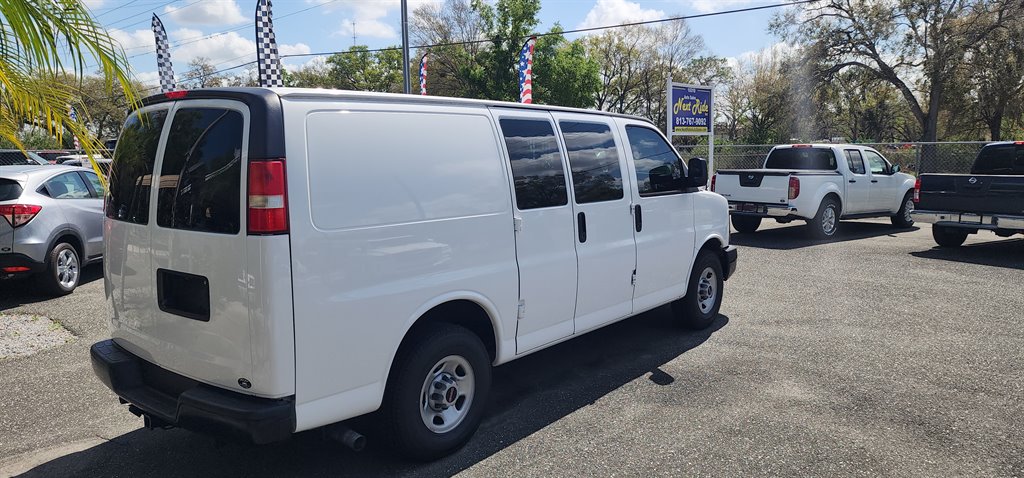 2016 GMC Savana - $12,500