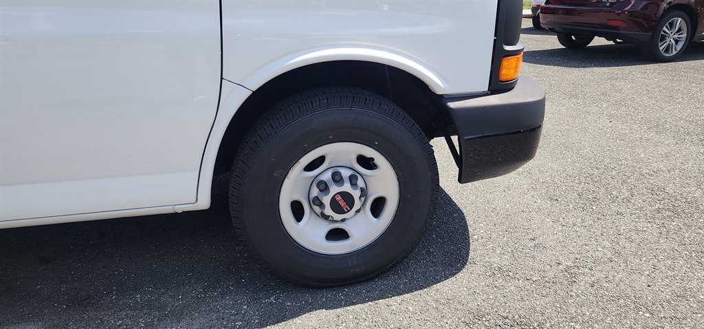 2016 GMC Savana - $12,500