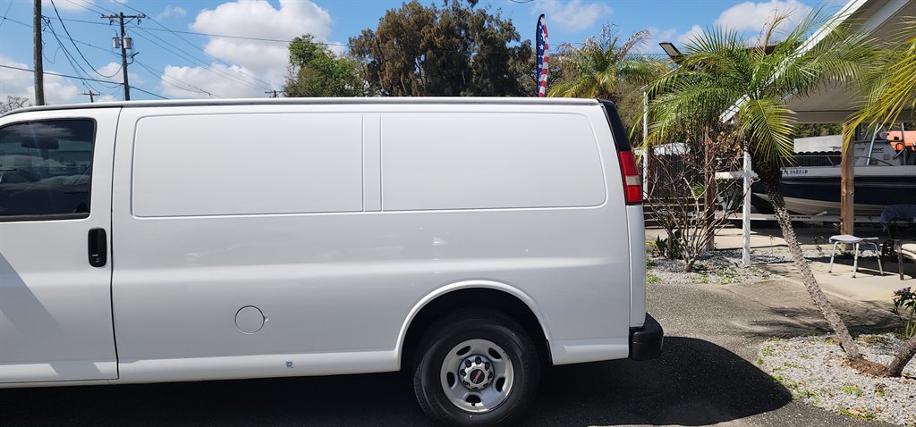 2016 GMC Savana - $12,500