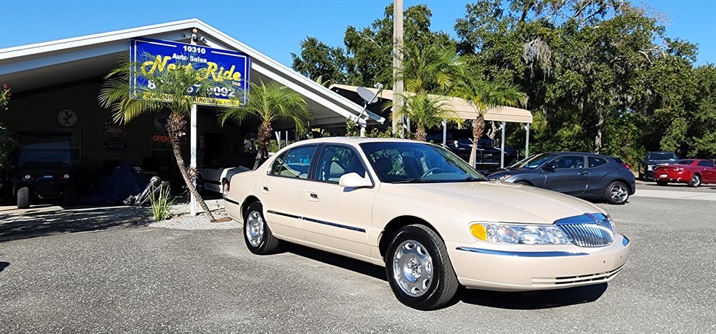 2001 Lincoln Continental - $5,995