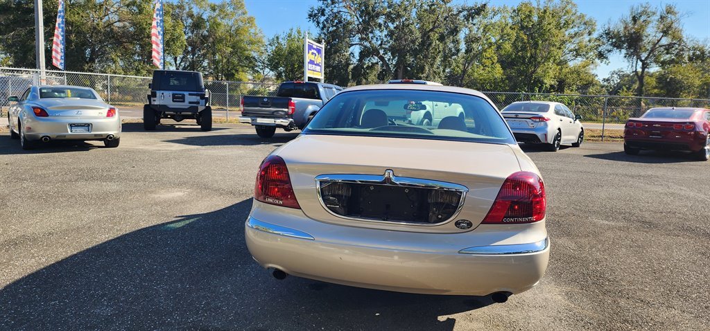 2001 Lincoln Continental - $5,995