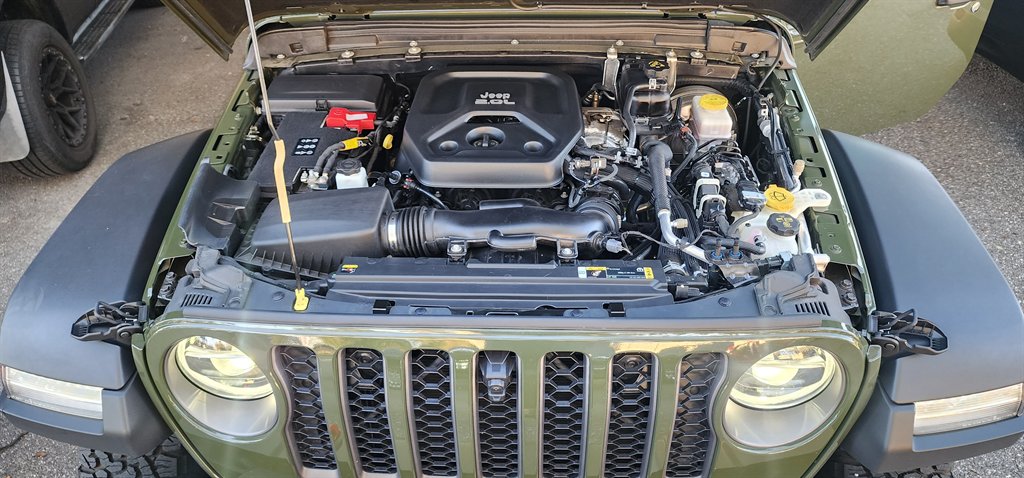 2022 Jeep Wrangler - $31,995