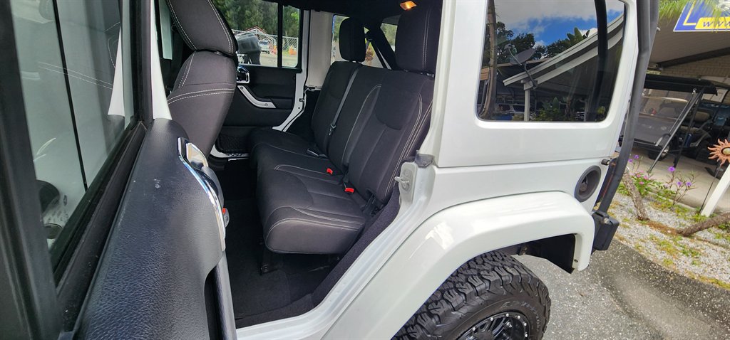 2016 Jeep Wrangler - $13,995