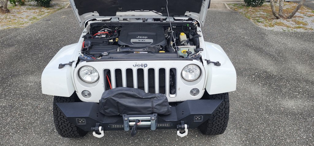 2016 Jeep Wrangler - $13,995