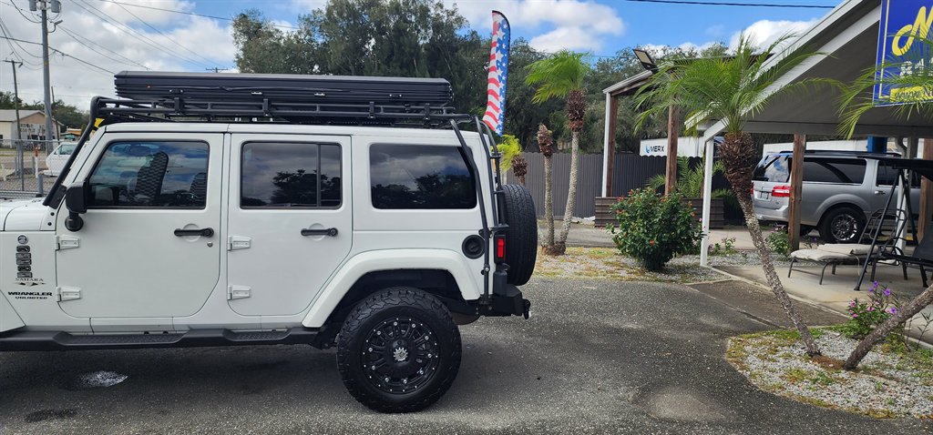 2016 Jeep Wrangler - $13,995