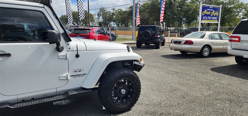 2016 Jeep Wrangler - $13,995
