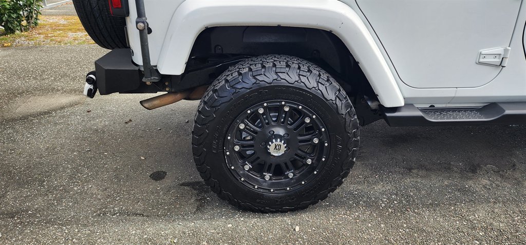 2016 Jeep Wrangler - $13,995