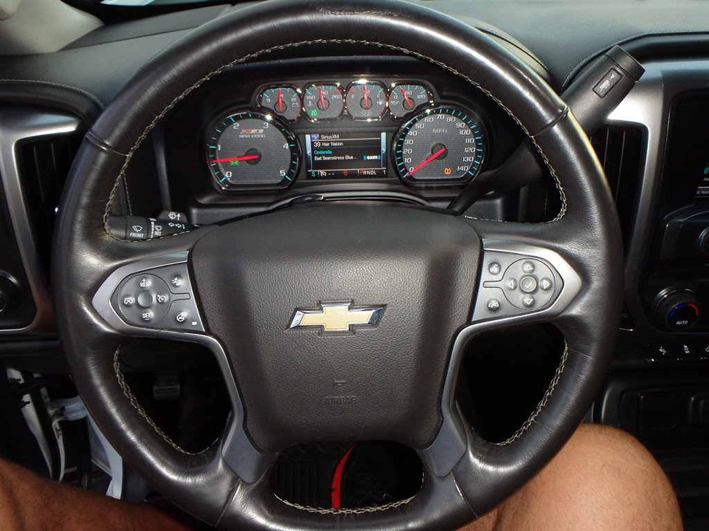 2017 Chevrolet Silverado 2500 LTZ photo