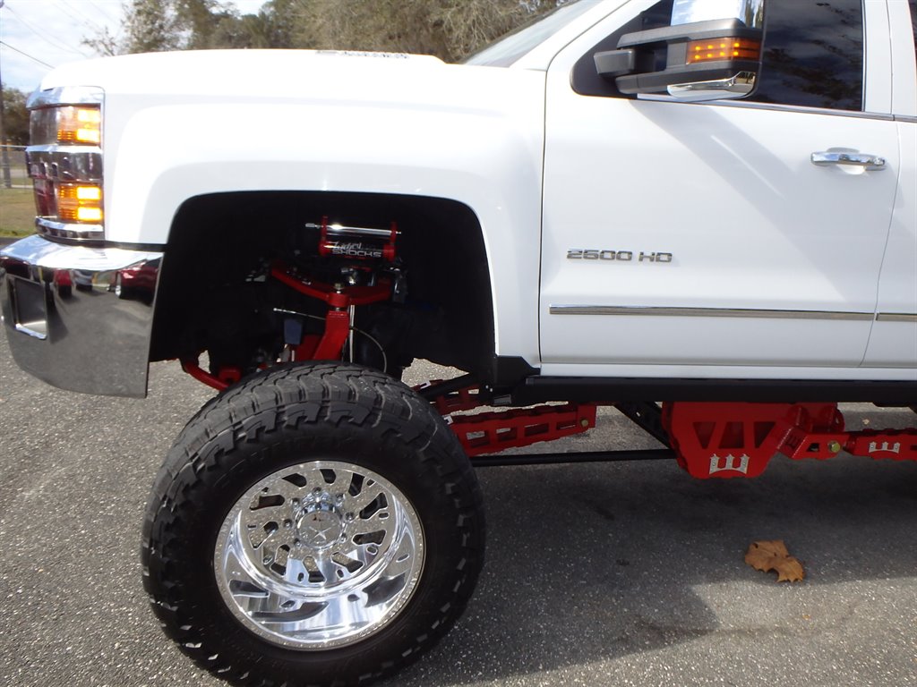 2017 Chevrolet Silverado 2500 LTZ photo