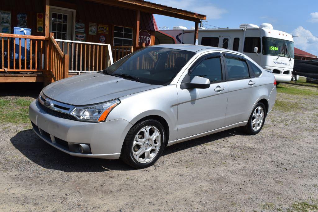 2009 Ford Focus SES photo