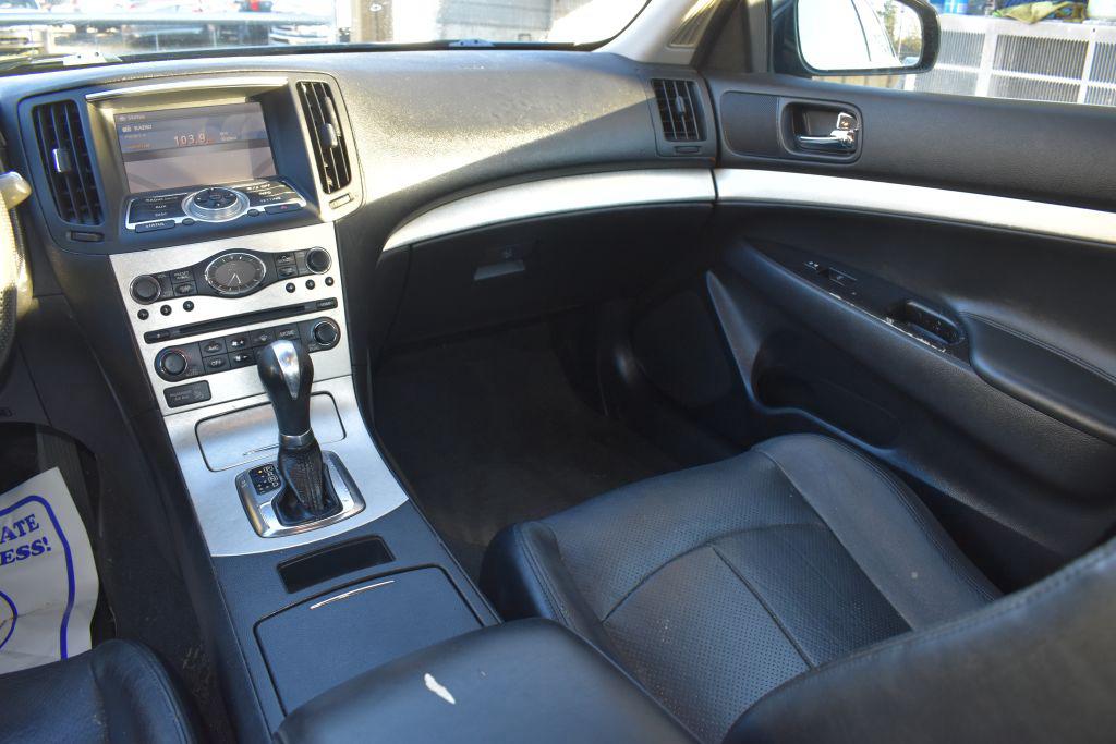 2007 Infiniti G35 photo