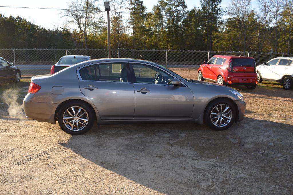 2007 Infiniti G35 photo