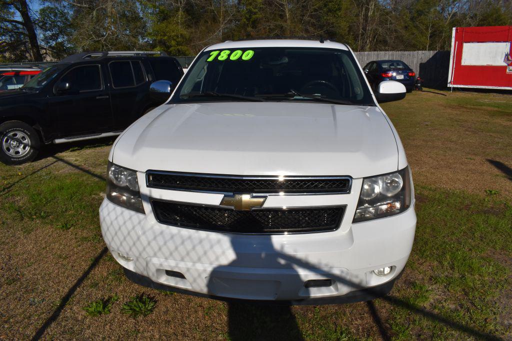 2011 Chevrolet Suburban LT 1500 photo