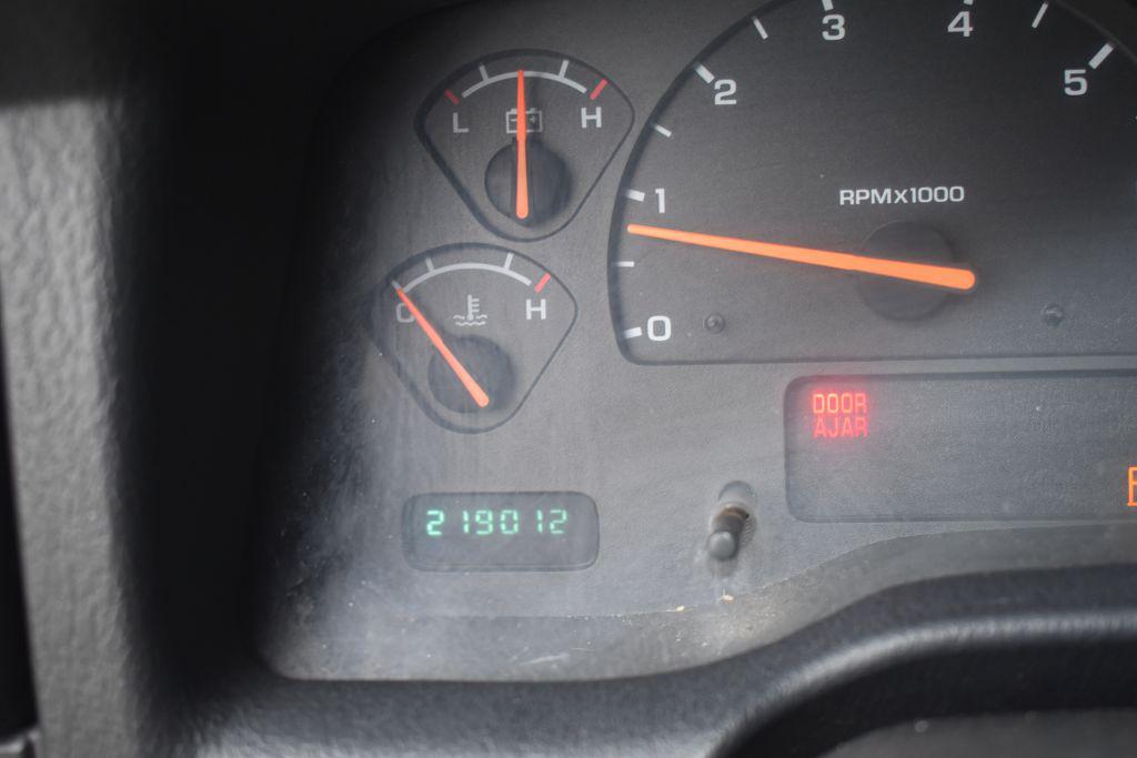 2001 Dodge Durango Sport photo