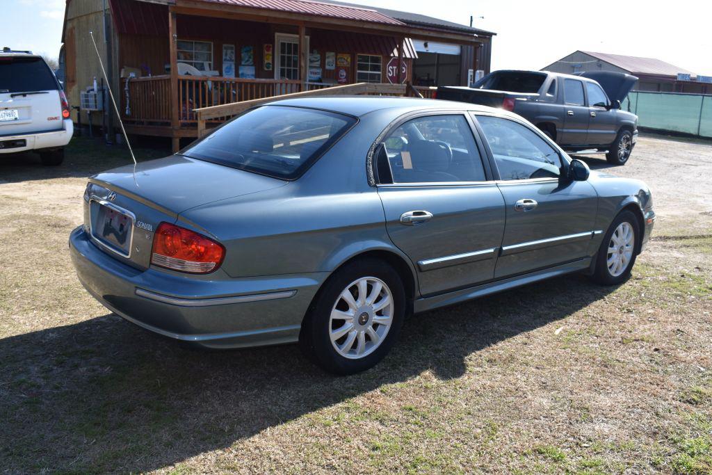 2004 Hyundai Sonata - $3,800