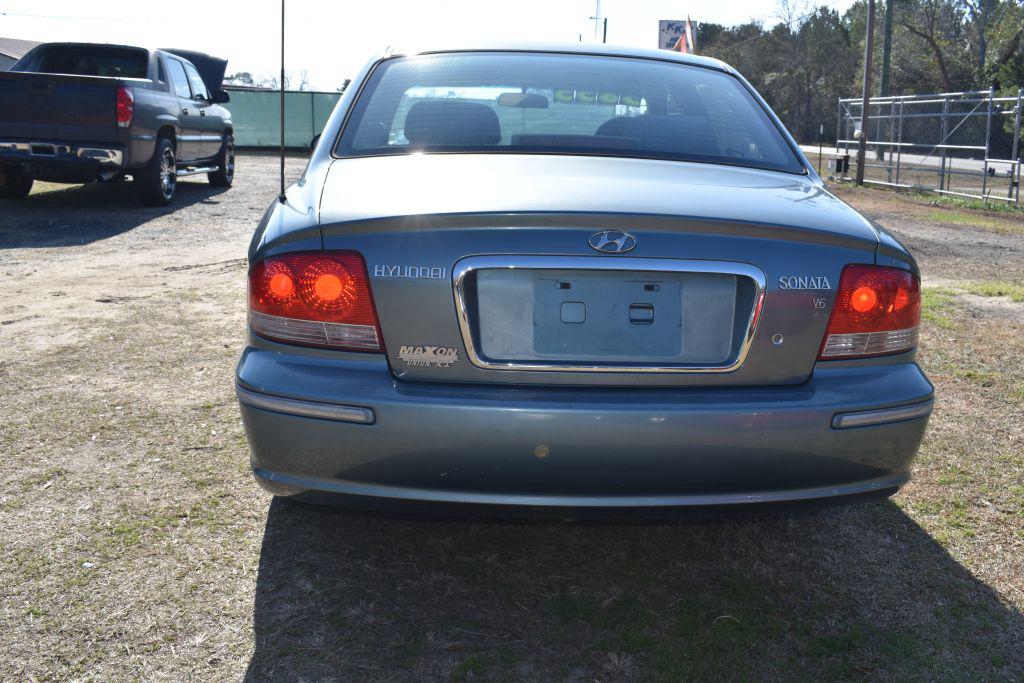 2004 Hyundai Sonata - $3,800