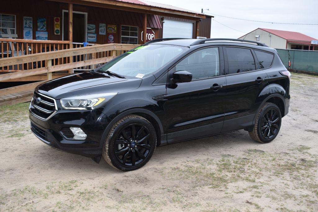 2017 Ford Escape - $7,800