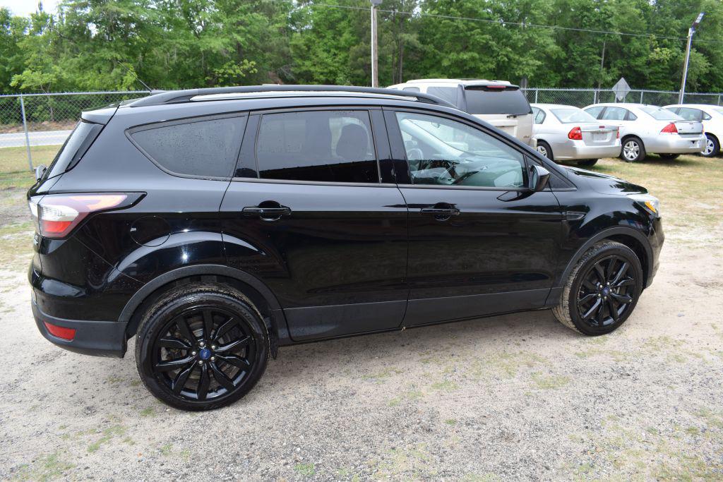 2017 Ford Escape - $7,800