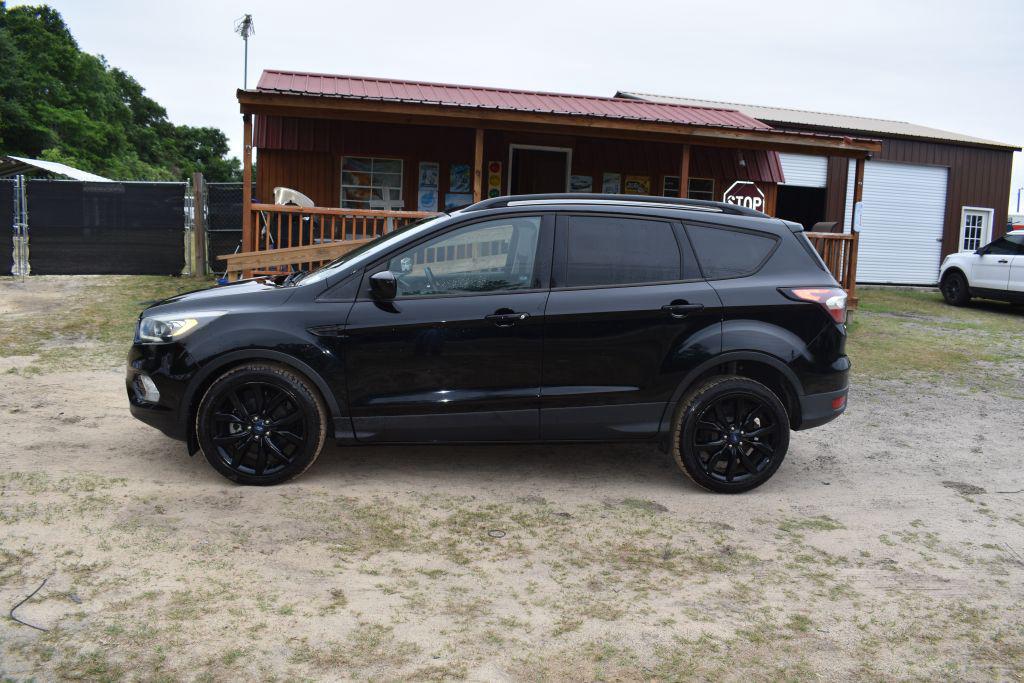 2017 Ford Escape - $7,800