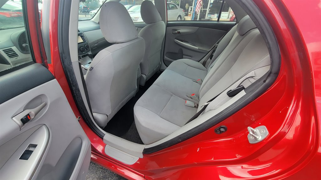 2013 TOYOTA Corolla Sedan - $8,995